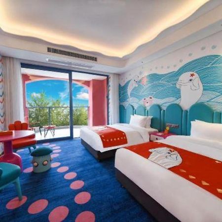 Dolphin Bay Hotel Kunming Bagian luar foto