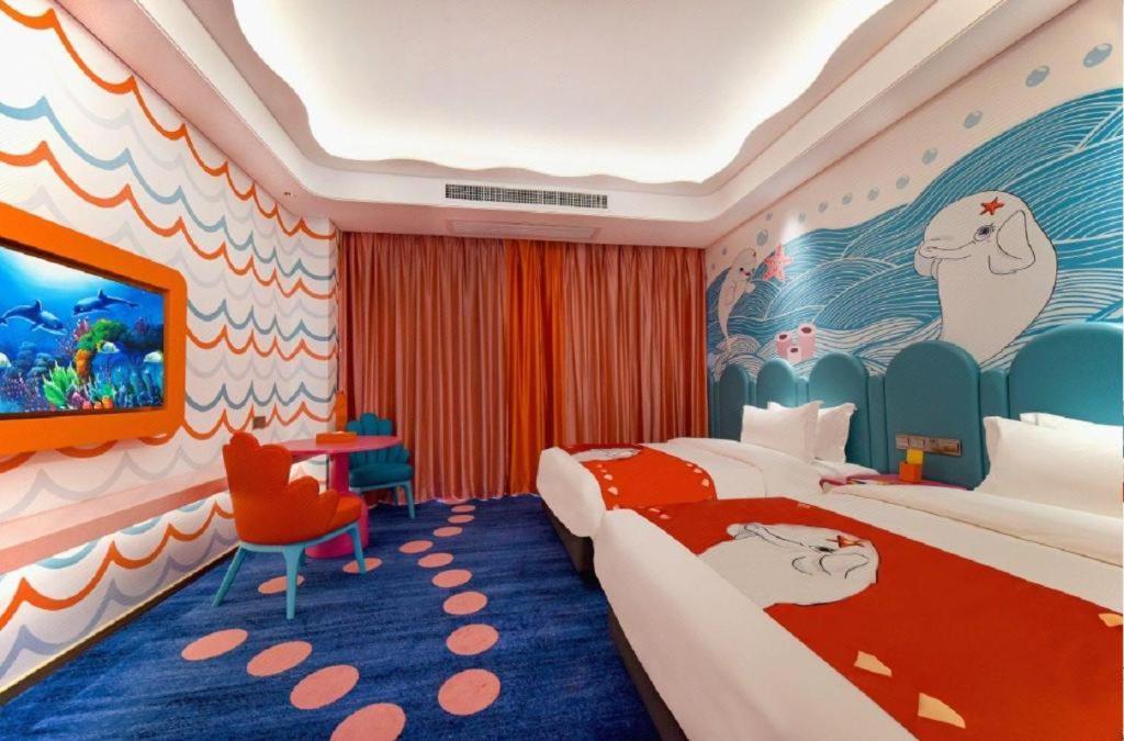 Dolphin Bay Hotel Kunming Bagian luar foto