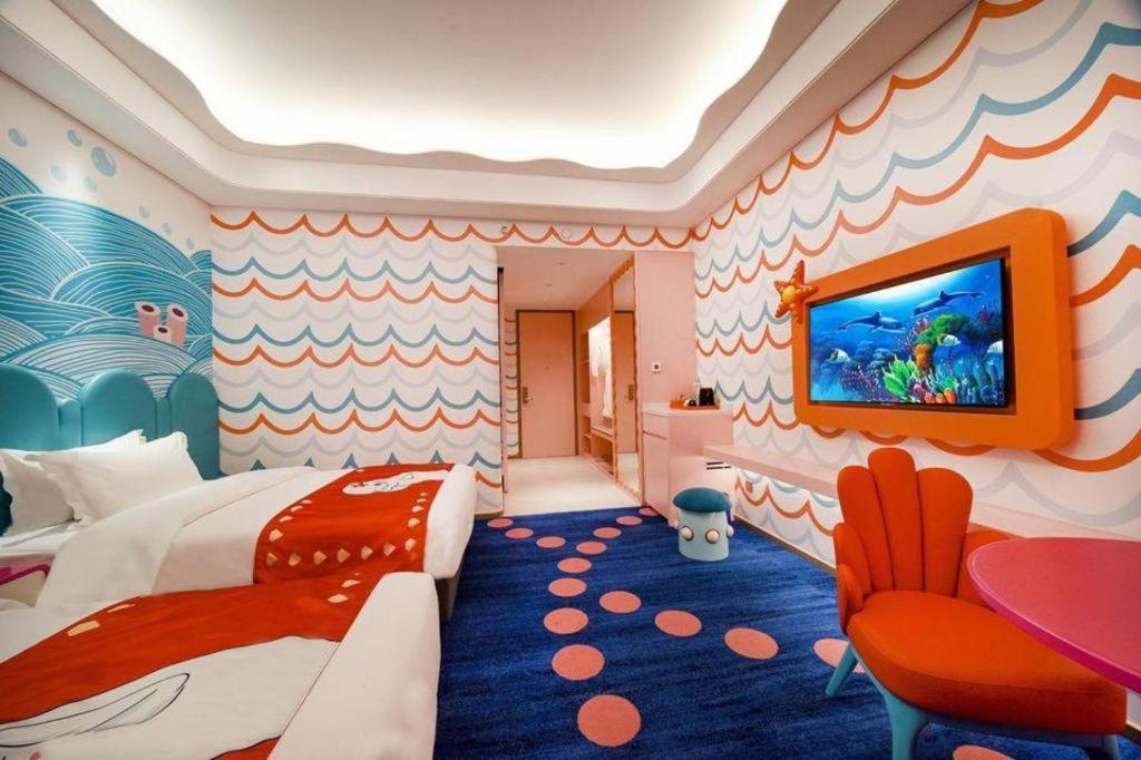 Dolphin Bay Hotel Kunming Bagian luar foto